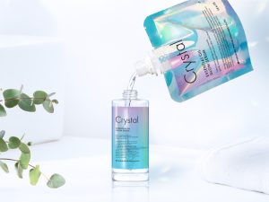 ページ内画像_国内最小クリスタルスパウトパウチ